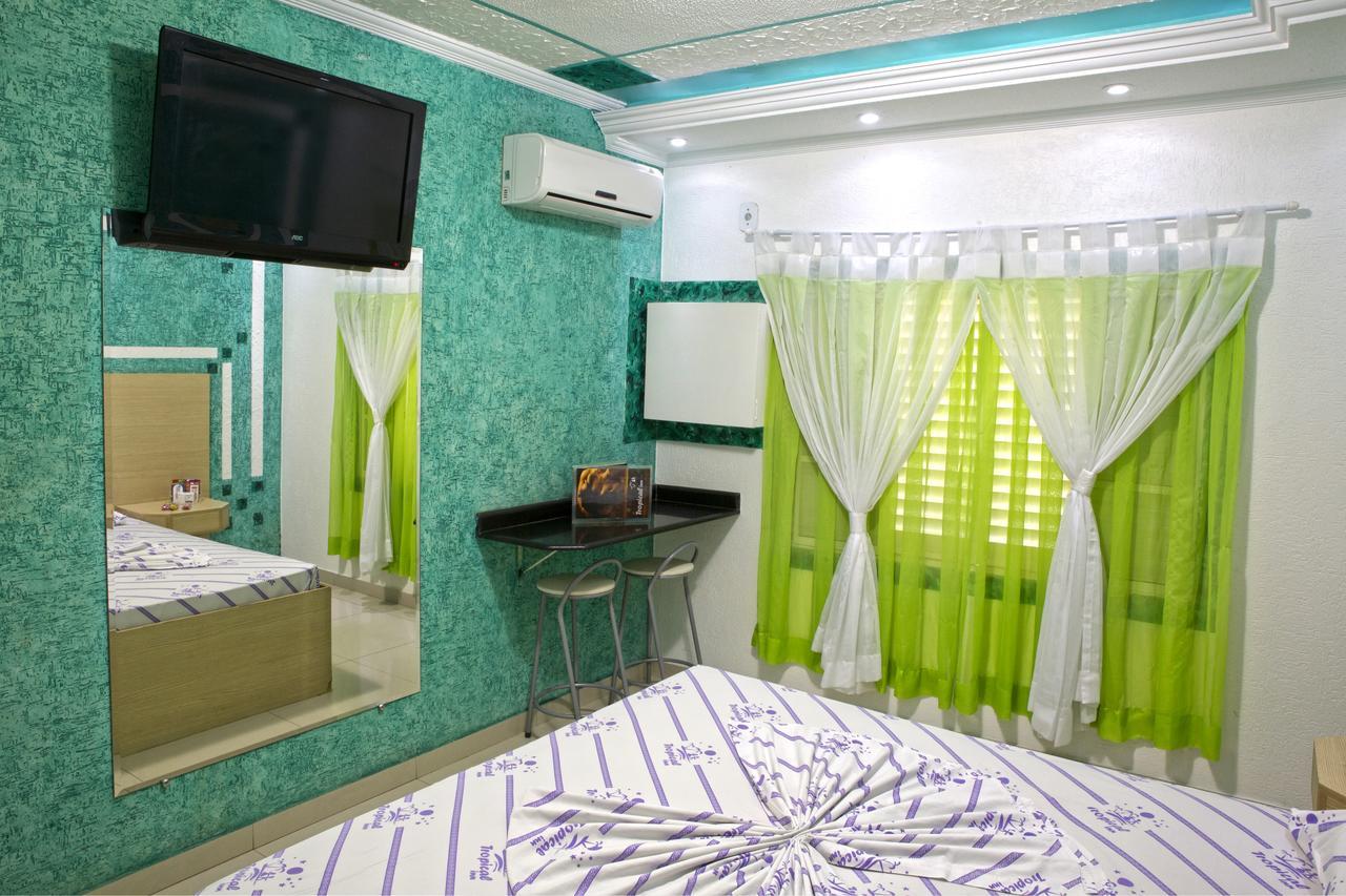 Motel Tropical Inn Касапава Экстерьер фото
