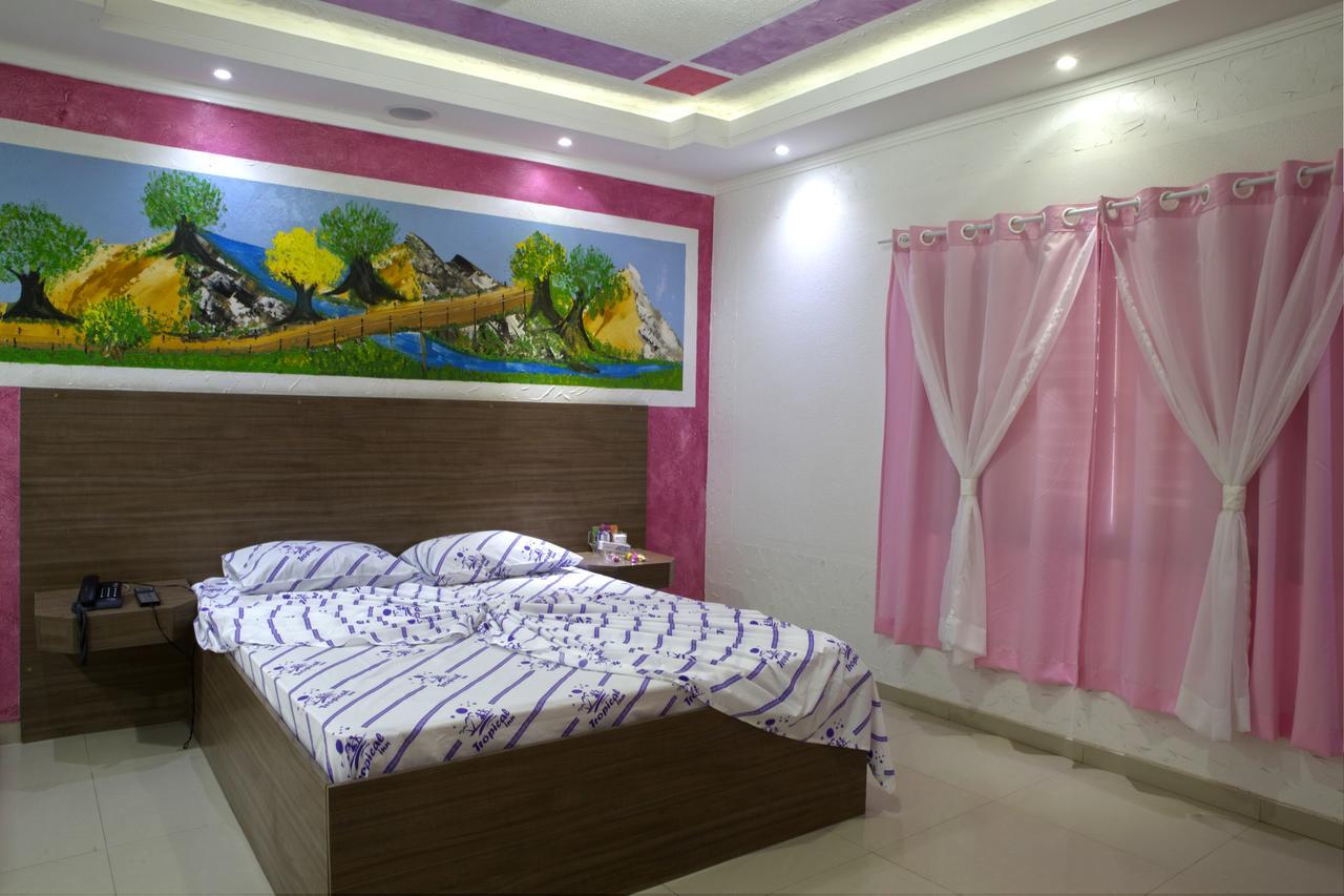 Motel Tropical Inn Касапава Экстерьер фото